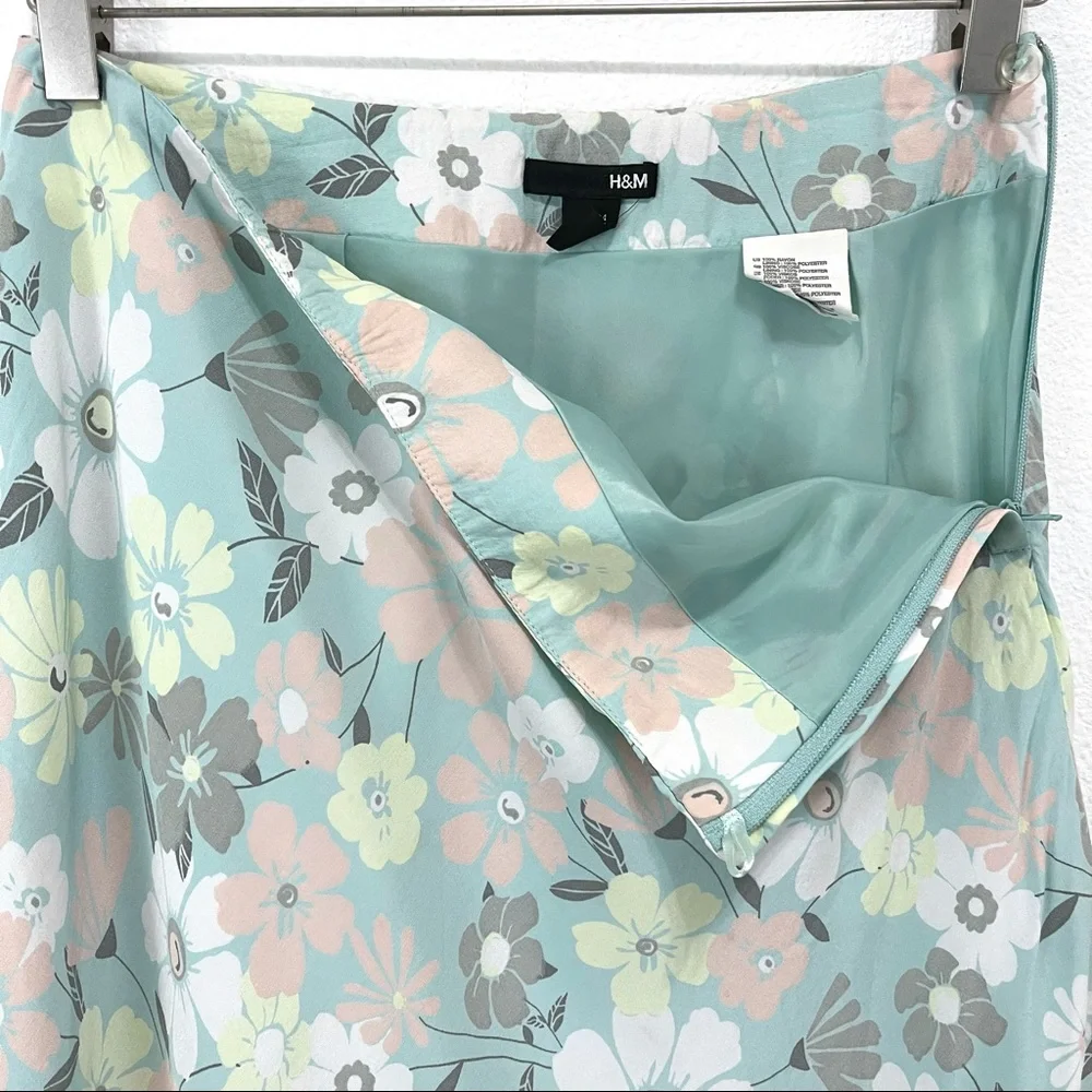 H&M- Mint Floral Midi Skirt Size 4_3